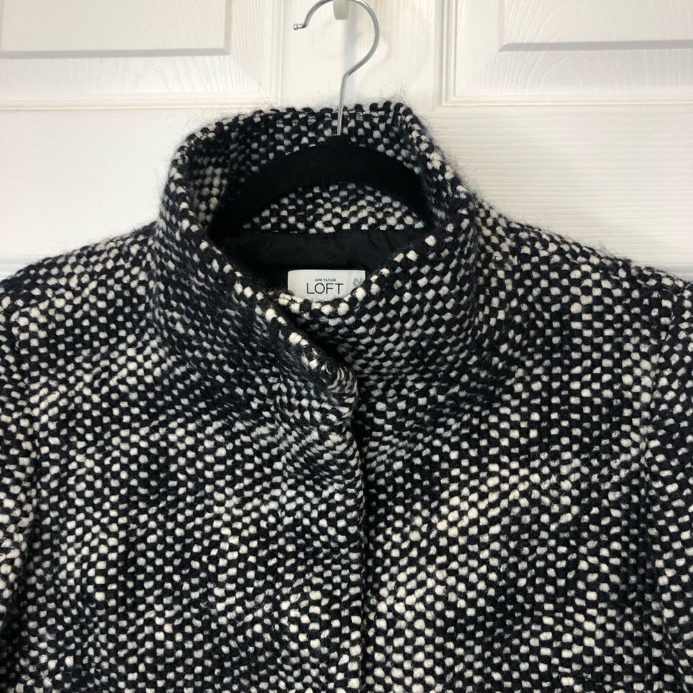 Ann Taylor Loft wool blend button front long sleeve blazer jacket, size small - Picture 2 of 16